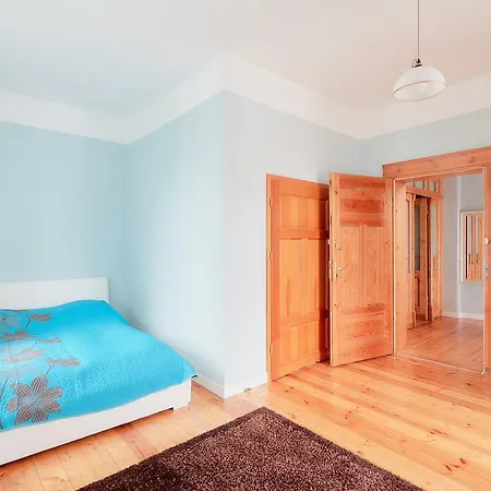 Δωμάτια σε οικογενειακή κατοικία Cervi Cieplice *