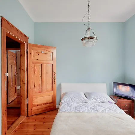 Δωμάτια σε οικογενειακή κατοικία Cervi Cieplice