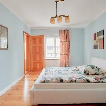 Cervi Cieplice Homestay